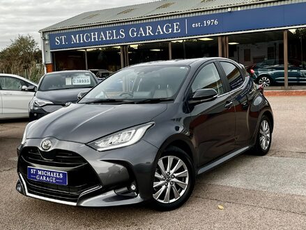 Mazda 2 Hybrid SELECT