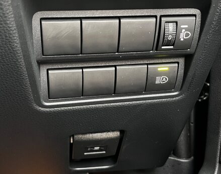 Mazda 2 Hybrid SELECT 59