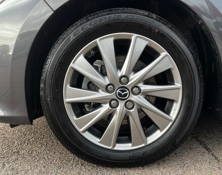 Mazda 2 Hybrid SELECT 13