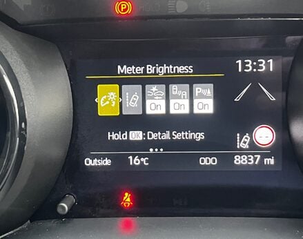 Mazda 2 Hybrid SELECT 28