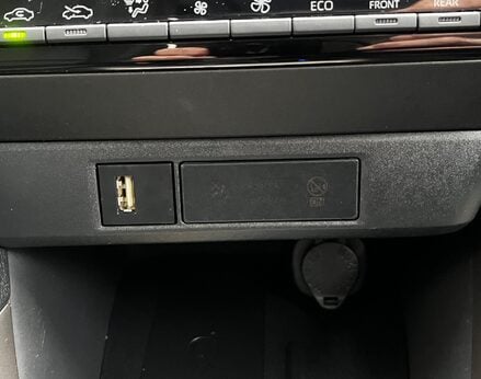 Mazda 2 Hybrid SELECT 52