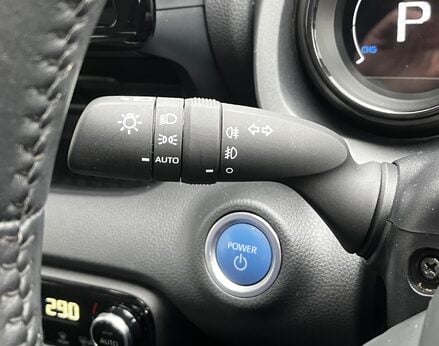 Mazda 2 Hybrid SELECT 59