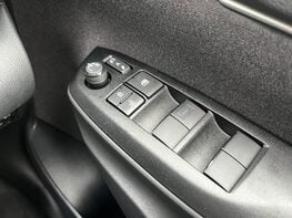 Mazda 2 Hybrid SELECT 63