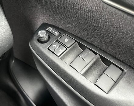 Mazda 2 Hybrid SELECT 63