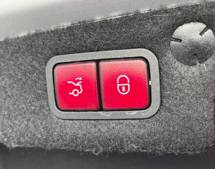 Mercedes-Benz C Class C 200 SPORT PREMIUM PLUS 67