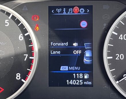 Nissan Juke DIG-T ACENTA 26