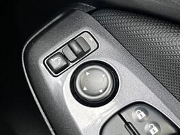 Nissan Juke DIG-T ACENTA 52