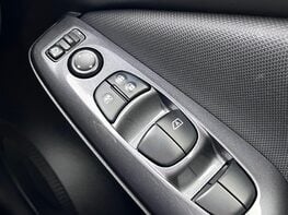 Nissan Juke DIG-T ACENTA 53