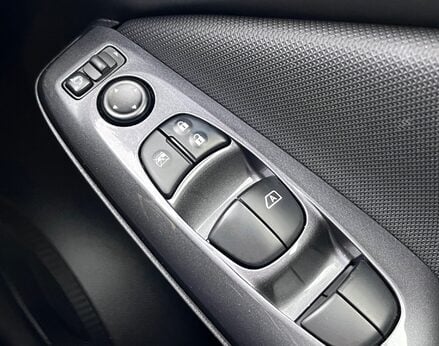 Nissan Juke DIG-T ACENTA 53