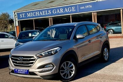 Hyundai TUCSON CRDI SE NAV BLUE DRIVE