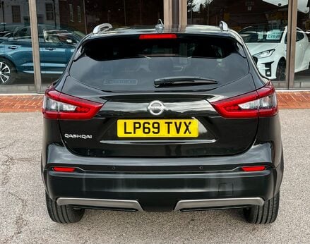 Nissan Qashqai DIG-T TEKNA DCT 6