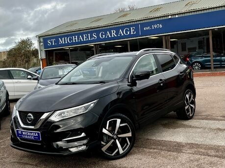 Nissan Qashqai DIG-T TEKNA DCT