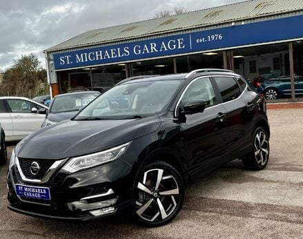 Nissan Qashqai DIG-T TEKNA DCT 1