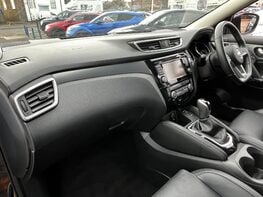 Nissan Qashqai DIG-T TEKNA DCT 17