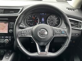 Nissan Qashqai DIG-T TEKNA DCT 20