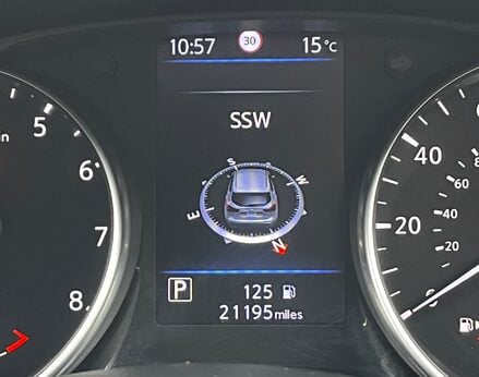 Nissan Qashqai DIG-T TEKNA DCT 26