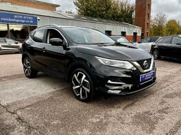Nissan Qashqai DIG-T TEKNA DCT 4