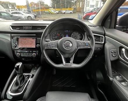 Nissan Qashqai DIG-T TEKNA DCT 19