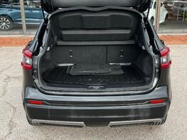 Nissan Qashqai DIG-T TEKNA DCT 61