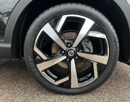 Nissan Qashqai DIG-T TEKNA DCT 16