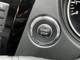 Nissan Qashqai DIG-T TEKNA DCT 48