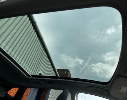 Nissan Qashqai DIG-T TEKNA DCT 70