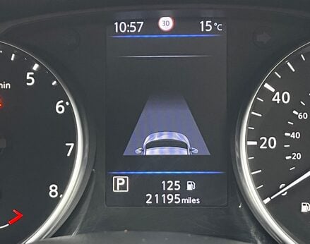 Nissan Qashqai DIG-T TEKNA DCT 28