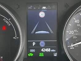 Toyota C-HR DESIGN 28