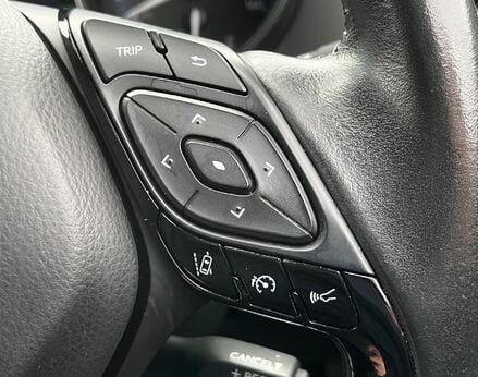 Toyota C-HR DESIGN 52