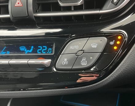 Toyota C-HR DESIGN 47