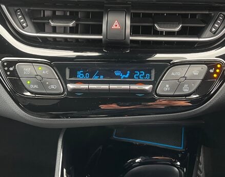 Toyota C-HR DESIGN 45