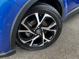 Toyota C-HR DESIGN 3