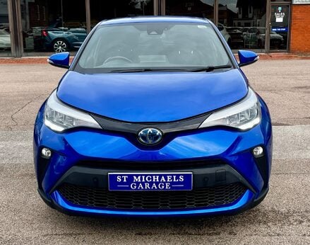 Toyota C-HR DESIGN 5