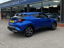 Toyota C-HR DESIGN 8