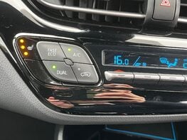 Toyota C-HR DESIGN 46