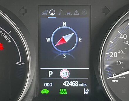 Toyota C-HR DESIGN 27