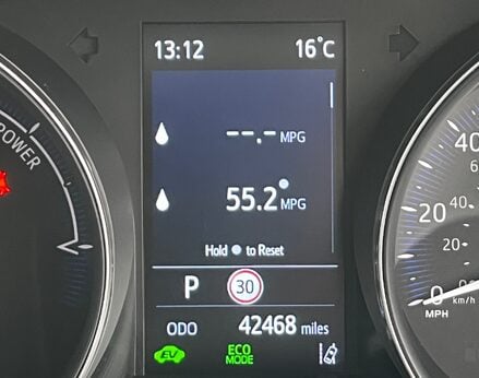 Toyota C-HR DESIGN 26