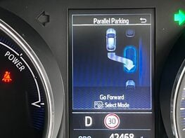 Toyota C-HR DESIGN 31