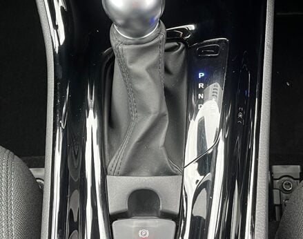 Toyota C-HR DESIGN 49