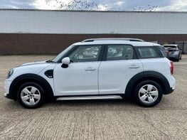 Mini Countryman COOPER 11