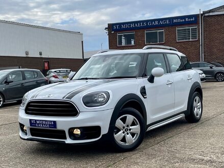 Mini Countryman COOPER