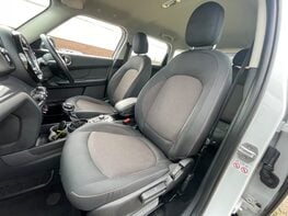 Mini Countryman COOPER 52