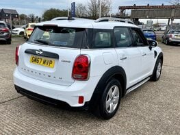 Mini Countryman COOPER 8