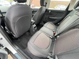 Mini Countryman COOPER 54