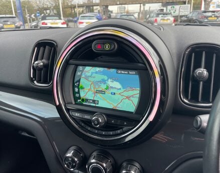 Mini Countryman COOPER 24