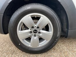 Mini Countryman COOPER 13