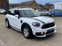 Mini Countryman COOPER 4