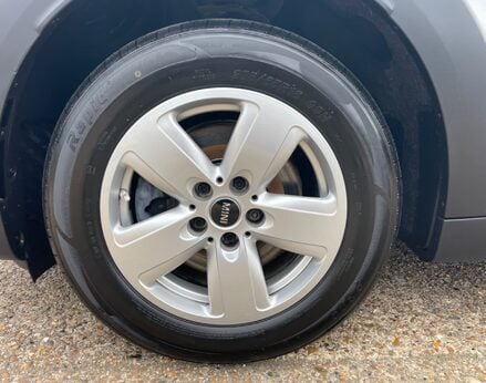 Mini Countryman COOPER 15