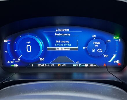 Ford Kuga ST-LINE X EDITION 22