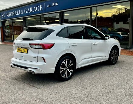 Ford Kuga ST-LINE X EDITION 8